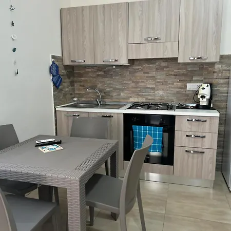 Da Pina E Lu * 贾迪尼-纳克索斯