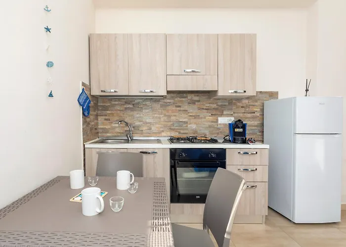 Apartment Da Pina E Lu Giardini Naxos