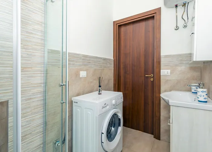 Da Pina E Lu * Giardini Naxos