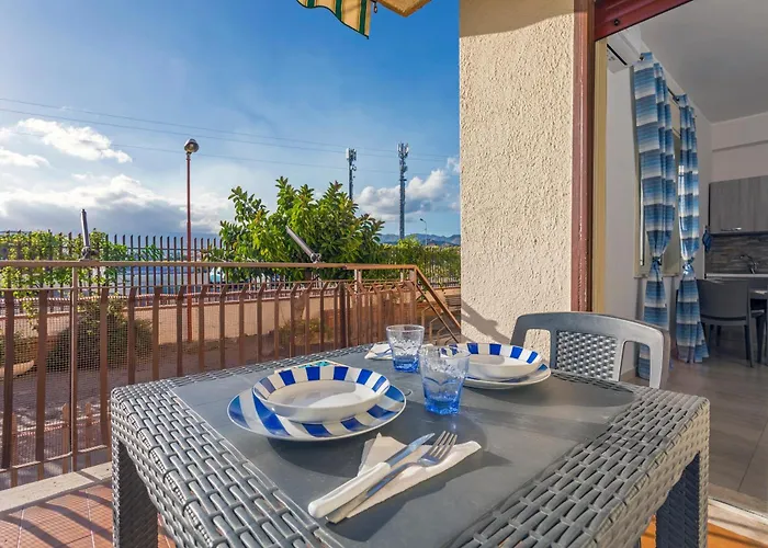 Da Pina E Lu * Giardini Naxos